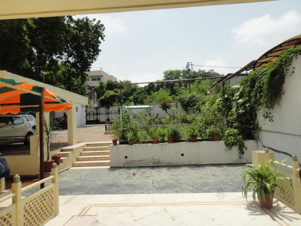 Lago Villa Bhopal Exteriör bild