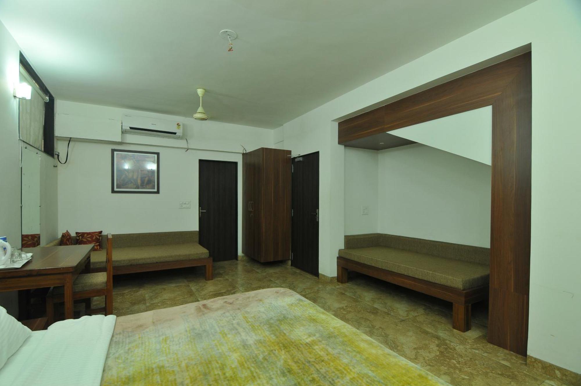 Lago Villa Bhopal Exteriör bild