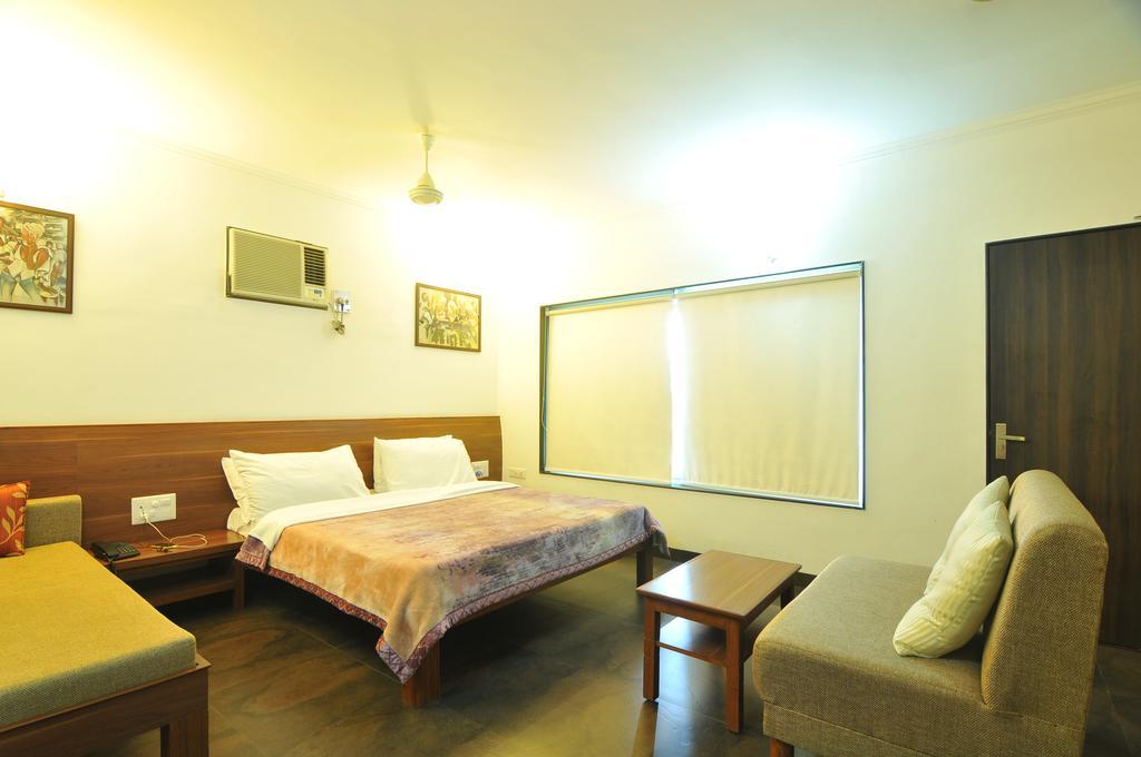 Lago Villa Bhopal Exteriör bild